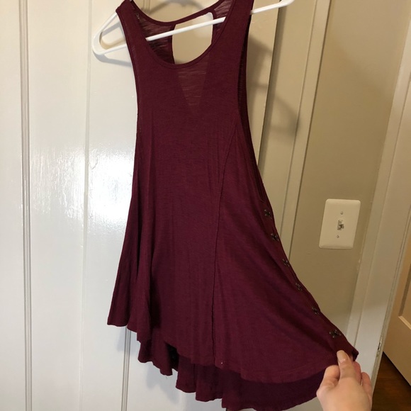 Maroon Flowly Tank Top - Picture 2 of 5
